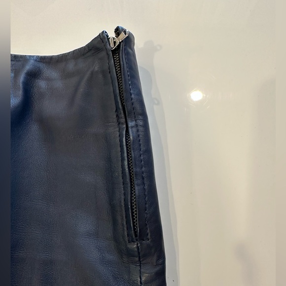 Zara leather skirt - Picture 2 of 4